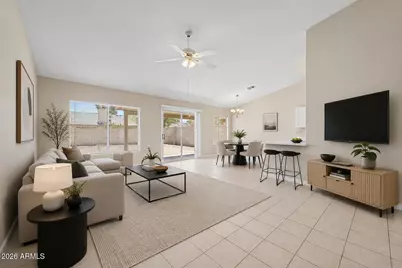 10237 W Windsor Boulevard, Glendale, AZ 85307 - Photo 2