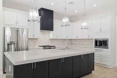 8006 W Whyman Avenue, Phoenix, AZ 85043 - Photo 14