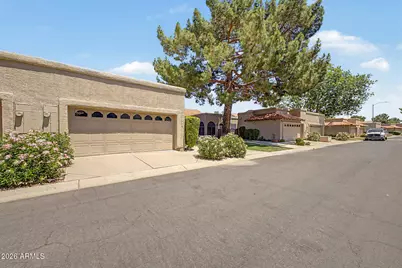 4106 E Sunnyside Drive, Phoenix, AZ 85028 - Photo 2