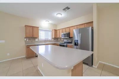 17818 W Acapulco Lane, Surprise, AZ 85388 - Photo 4