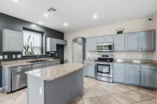 5661 W Desert Jewel Dr, Glendale, AZ 85302 - Photo 20