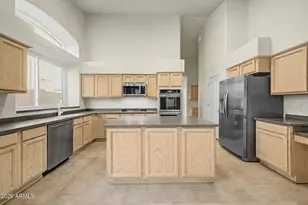 4564 W Detroit St, Chandler, AZ 85226 - Photo 8