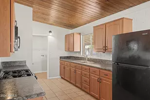 413 W Essex Rd, Kearny, AZ 85137 - Photo 12