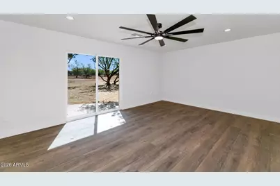 43839 N 12th Street, New River, AZ 85087 - Photo 18