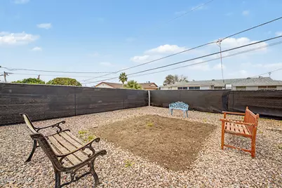 11442 N Coggins Drive, Sun City, AZ 85351 - Photo 22