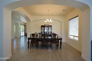12910 W Tuckey Ln, Glendale, AZ 85307 - Photo 8