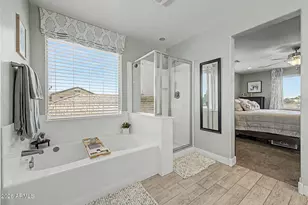 8864 W Cameron Dr, Peoria, AZ 85345 - Photo 12
