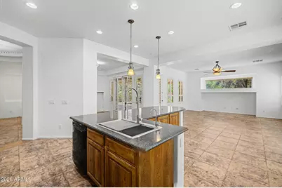 27789 N 129th Lane, Peoria, AZ 85383 - Photo 16