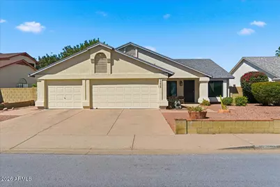 19828 N 45th Avenue, Glendale, AZ 85308 - Photo 2