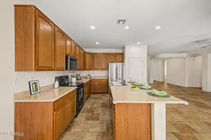 2124 W RedBird Rd, Phoenix, AZ 85085 - Photo 12