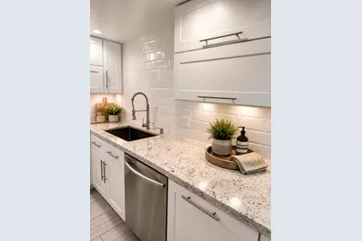 7940 E Camelback Road #Unit 307, Scottsdale, AZ 85251 - Photo 4