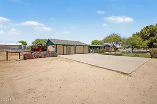 6816 N 176th Ave, Waddell, AZ 85355 - Photo 36