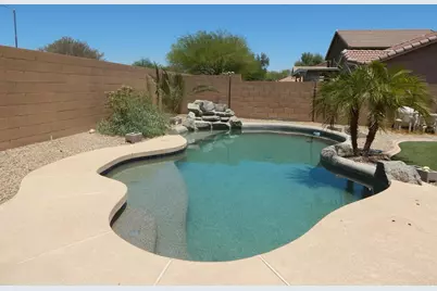 17440 W Caribbean Lane, Surprise, AZ 85388 - Photo 18