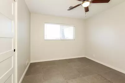 8626 E Rancho Vista Drive, Scottsdale, AZ 85251 - Photo 12