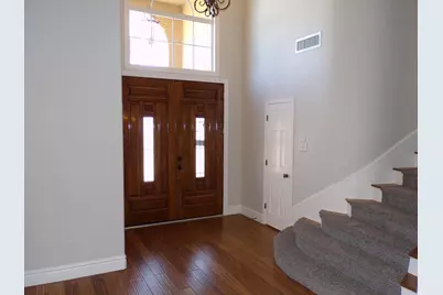 710 W Mountain Vista Drive, Phoenix, AZ 85045 - Photo 10