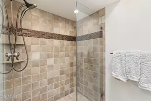 8628 E San Rafael Dr, Scottsdale, AZ 85258 - Photo 28