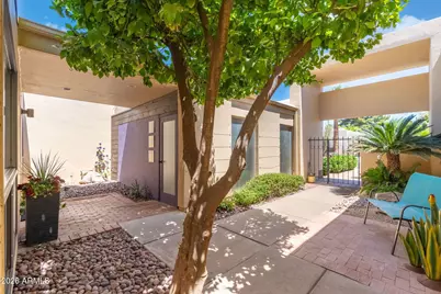 8628 E San Rafael Drive, Scottsdale, AZ 85258 - Photo 4