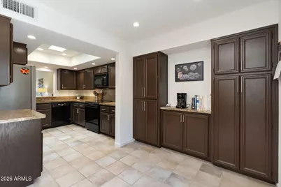8628 E San Rafael Drive, Scottsdale, AZ 85258 - Photo 20