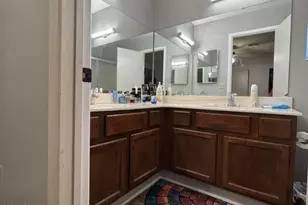 5925 W Loma Ln, Glendale, AZ 85302 - Photo 6