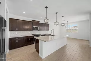 4901 W Hunter Trl, San Tan Valley, AZ 85144 - Photo 8