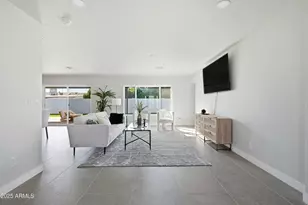 8631 E Thomas Rd, Scottsdale, AZ 85251 - Photo 12