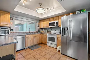 4038 W Cholla St, Phoenix, AZ 85029 - Photo 8