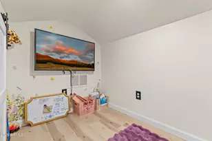 17980 S Walapai Rd, Munds Park, AZ 86017 - Photo 22