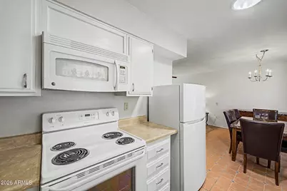 10316 W Deanne Drive, Sun City, AZ 85351 - Photo 12