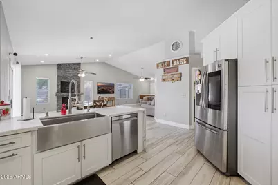 663 E Jasmine Circle, Mesa, AZ 85203 - Photo 8