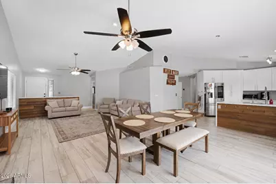 663 E Jasmine Circle, Mesa, AZ 85203 - Photo 2