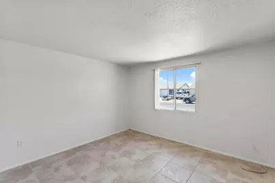 7422 W Turney Avenue, Phoenix, AZ 85033 - Photo 34