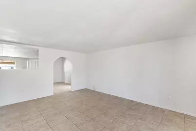 7422 W Turney Avenue, Phoenix, AZ 85033 - Photo 20