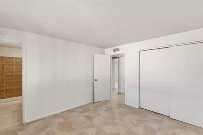 7422 W Turney Avenue, Phoenix, AZ 85033 - Photo 28