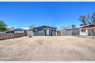 314 W Seagoe Avenue, Coolidge, AZ 85128 - Photo 2