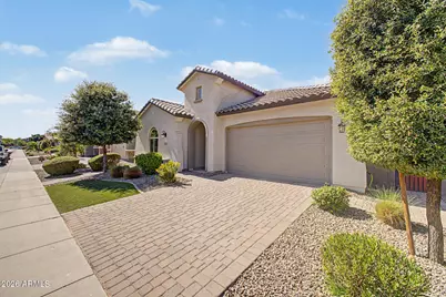 42146 W Centennial Court, Maricopa, AZ 85138 - Photo 2
