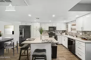 18239 N 40th St, Phoenix, AZ 85032 - Photo 4