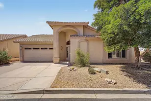 8277 E Sonoran Way, Gold Canyon, AZ 85118 - Photo 1