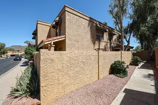 801 E North Ln, Phoenix, AZ 85020 - Photo 2
