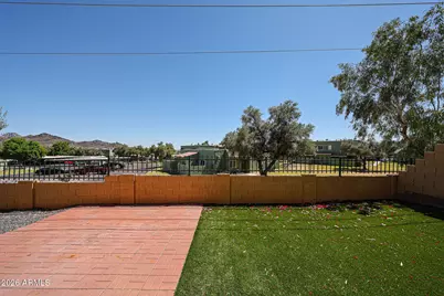 801 E North Lane #1, Phoenix, AZ 85020 - Photo 28