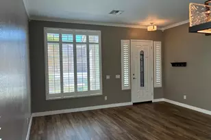 10454 W Foothill Dr, Peoria, AZ 85383 - Photo 6