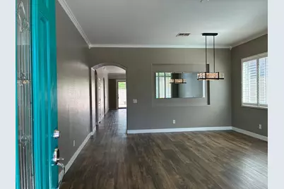 10454 W Foothill Drive, Peoria, AZ 85383 - Photo 4