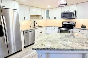 7910 E Camelback Rd, Scottsdale, AZ 85251 - Photo 2