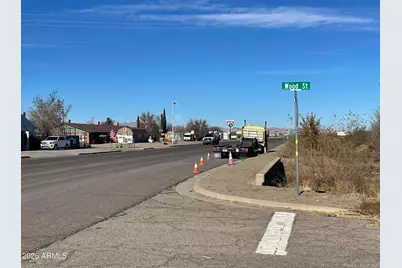 613 I-10Bl -- #1-4, Willcox, AZ 85643 - Photo 2