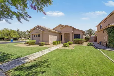 1331 W Blue Ridge Court, Chandler, AZ 85248 - Photo 2