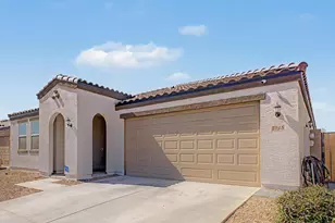 2548 W Grenadine Rd, Phoenix, AZ 85041 - Photo 6