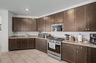 2548 W Grenadine Rd, Phoenix, AZ 85041 - Photo 14