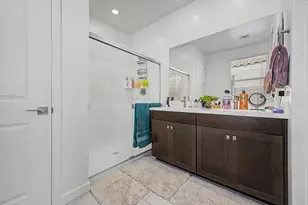 2548 W Grenadine Rd, Phoenix, AZ 85041 - Photo 20