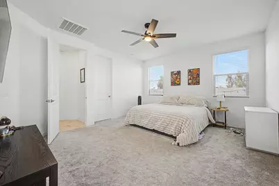 2548 W Grenadine Road, Phoenix, AZ 85041 - Photo 18