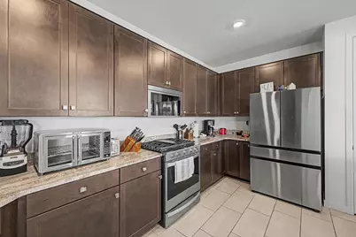 2548 W Grenadine, Phoenix, AZ 85041 - Photo 10
