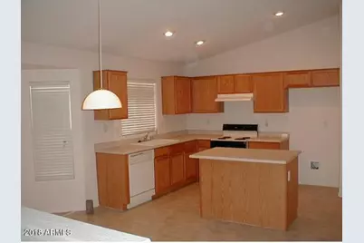 12622 W Indianola Avenue, Avondale, AZ 85392 - Photo 2